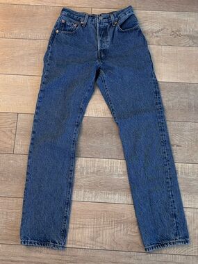 Women’s Levi’s 501’s